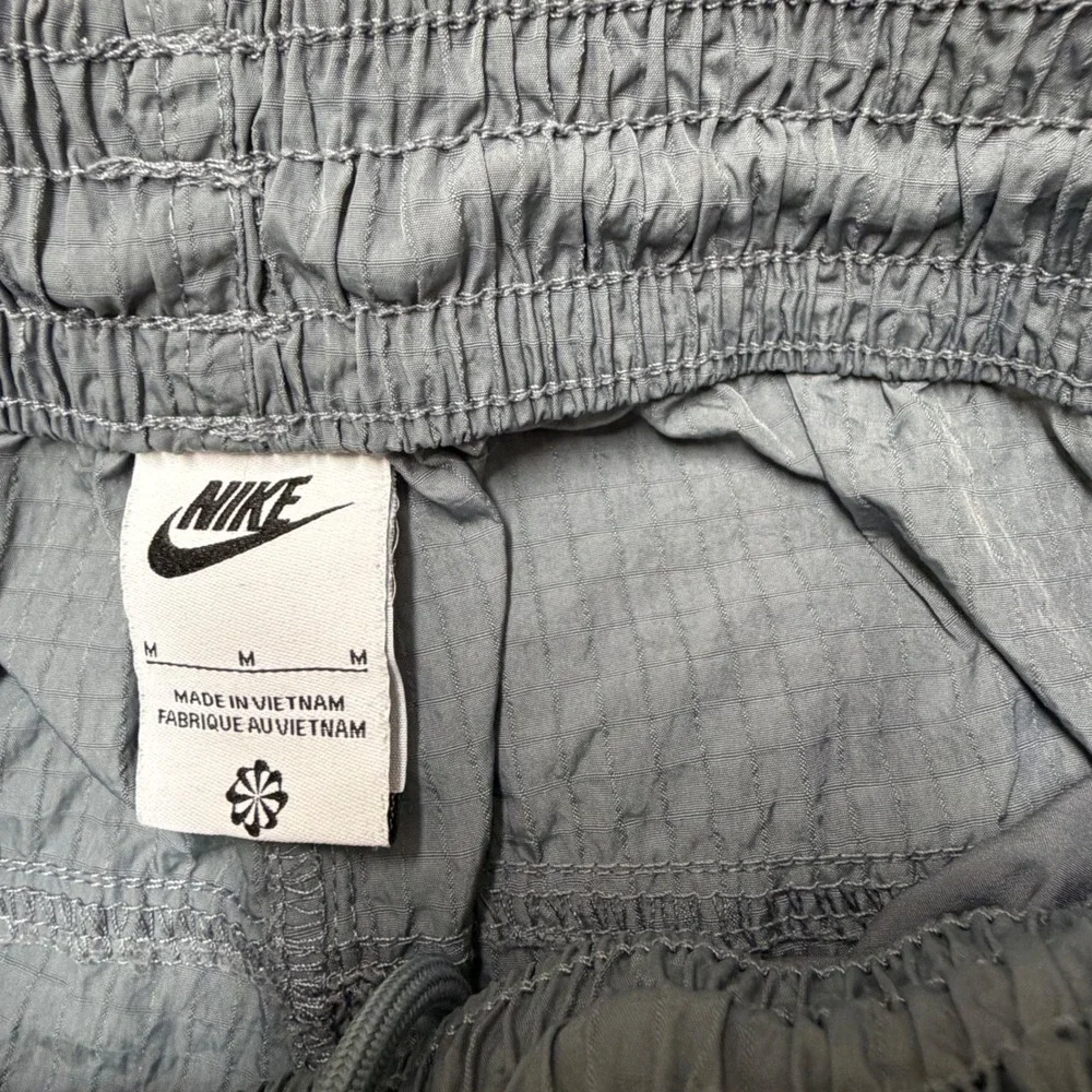 Nike Womens Vintage Swoosh Sportswear Cargo Pants M Grey Nylon Tech Gorp Joggers
